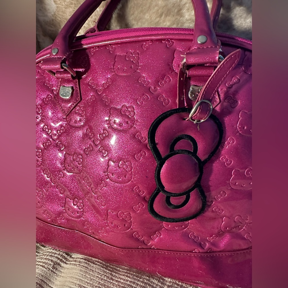 Loungefly Sanrio Hello Kitty Patent Leather Embossed Dome Tote Hand bag - Picture 3 of 16